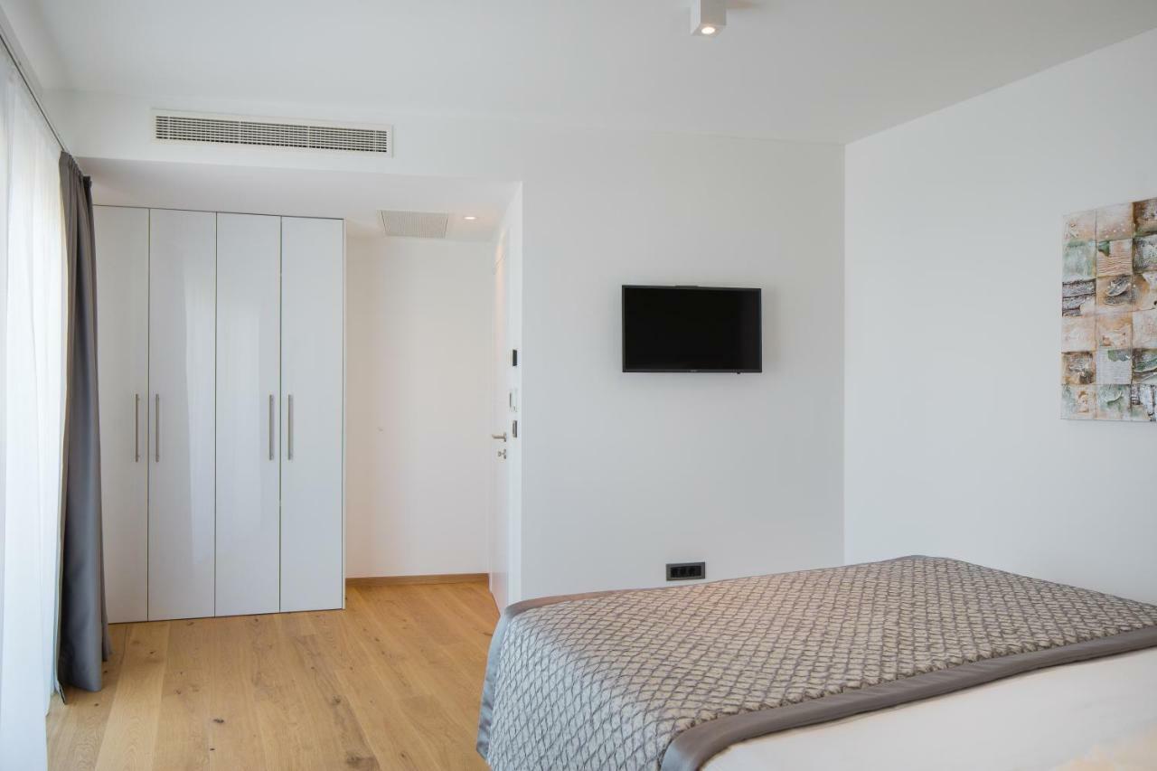 Luxury Apartments Baotic โตรกีร์ ภายนอก รูปภาพ